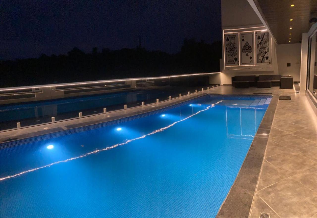F3 Macau Villa Igatpuri Exteriér fotografie
